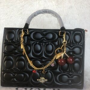 Coach Large Maggie Tote Bag672❤️